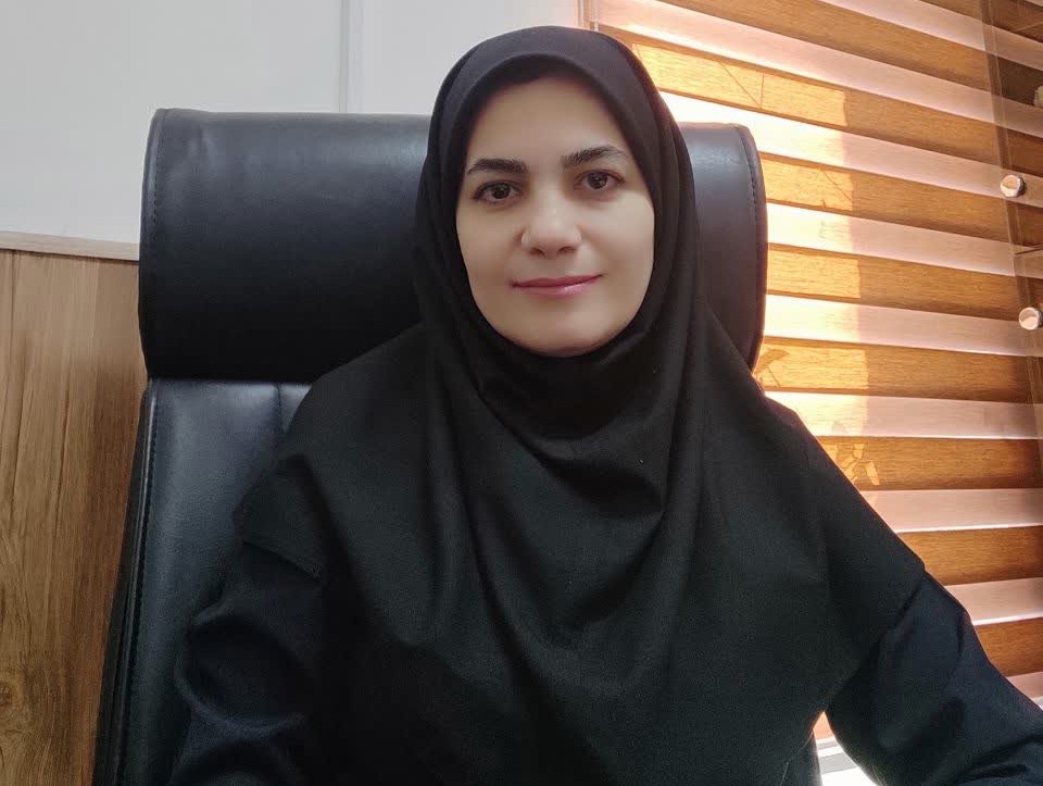  Marzieh  Babaeerabie